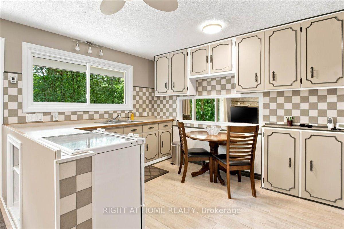 Photo 11 of 681 Morrison Road, Stirling-Rawdon, Rawdon Ward — HOMEH