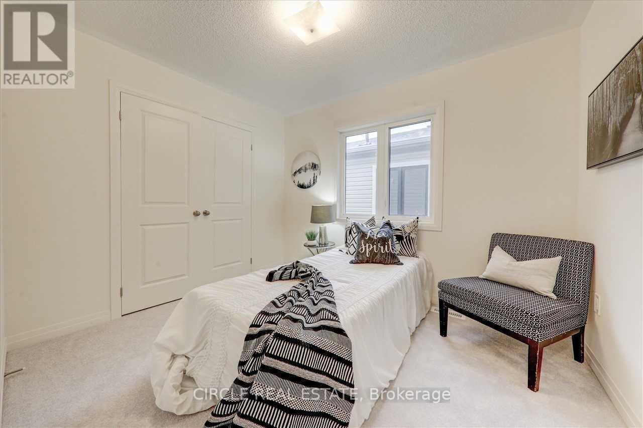 Photo 34 of 14 Clipper Lane, Clarington, Bowmanville — HOMEH