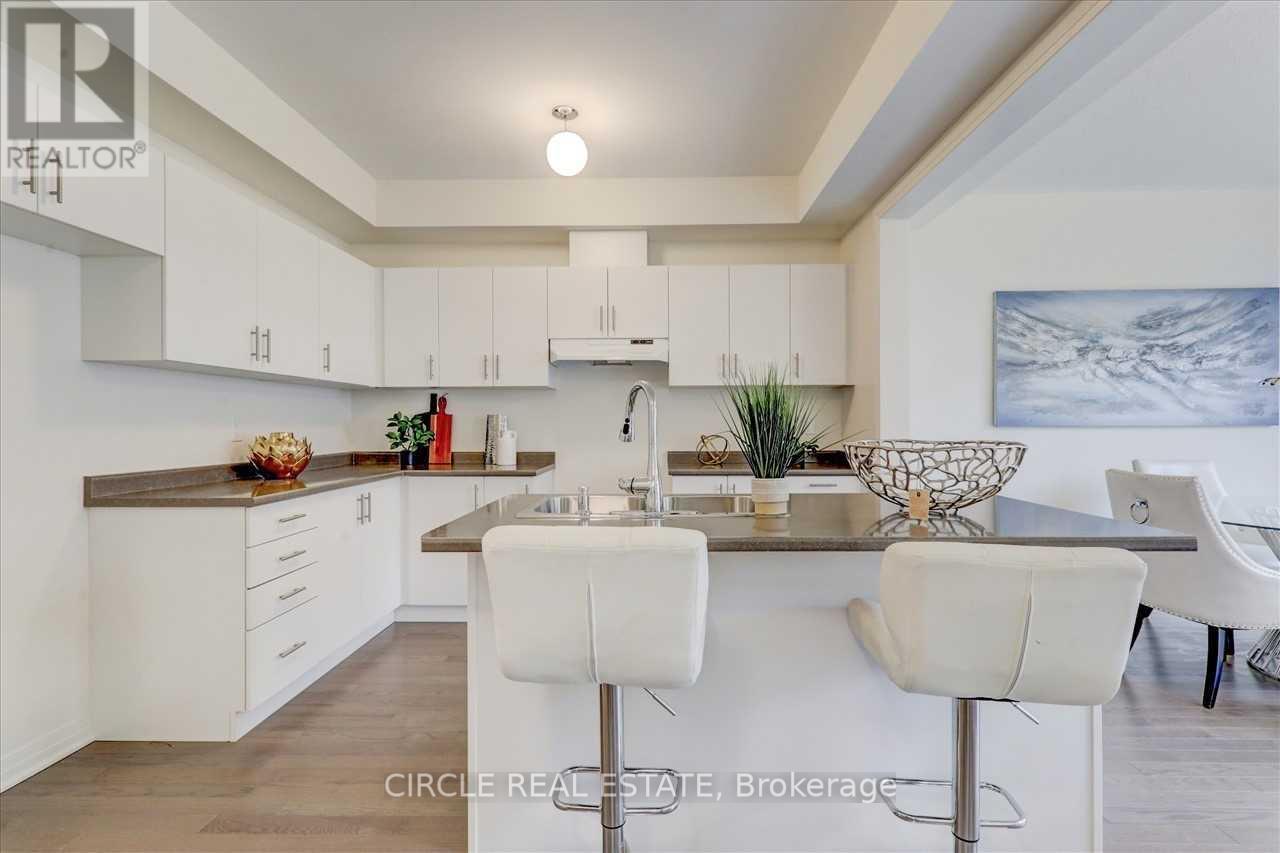 Photo 17 of 14 Clipper Lane, Clarington, Bowmanville — HOMEH