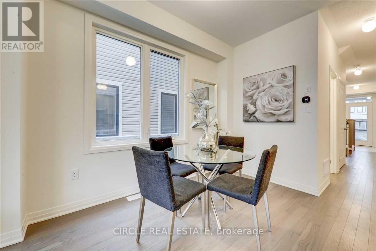 Photo 24 of 14 Clipper Lane, Clarington, Bowmanville — HOMEH