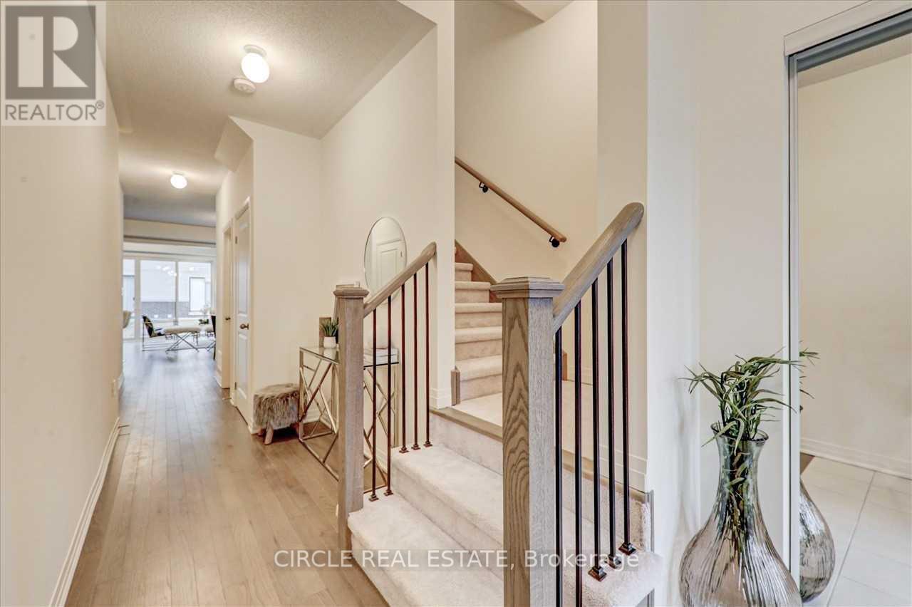 Photo 14 of 14 Clipper Lane, Clarington, Bowmanville — HOMEH