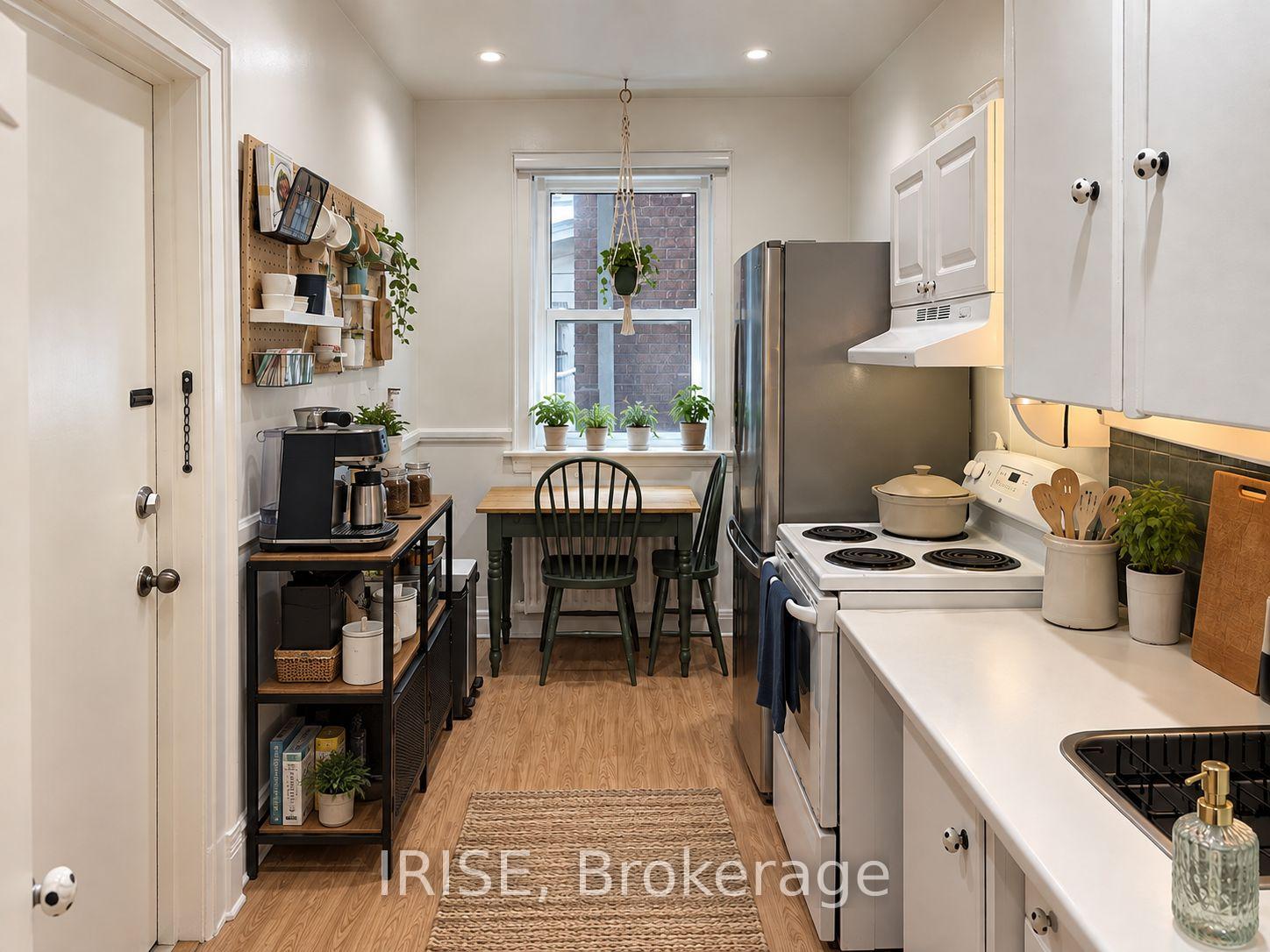 Photo 12 of Unit A, 4 Selwood Avenue, Toronto, The Beaches — HOMEH