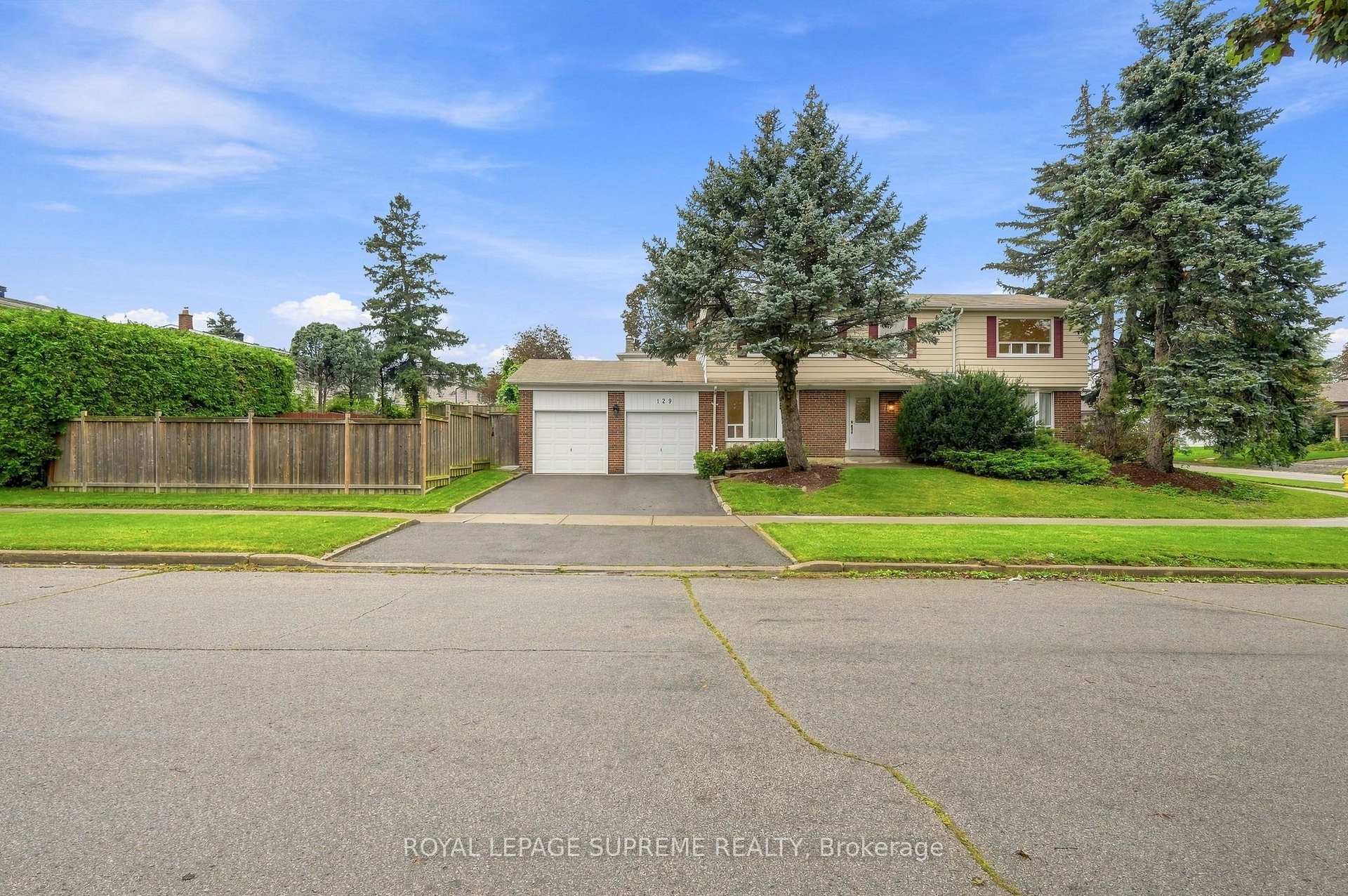 Photo 2 of 129 Briarscross Boulevard, Scarborough, Agincourt North — HOMEH