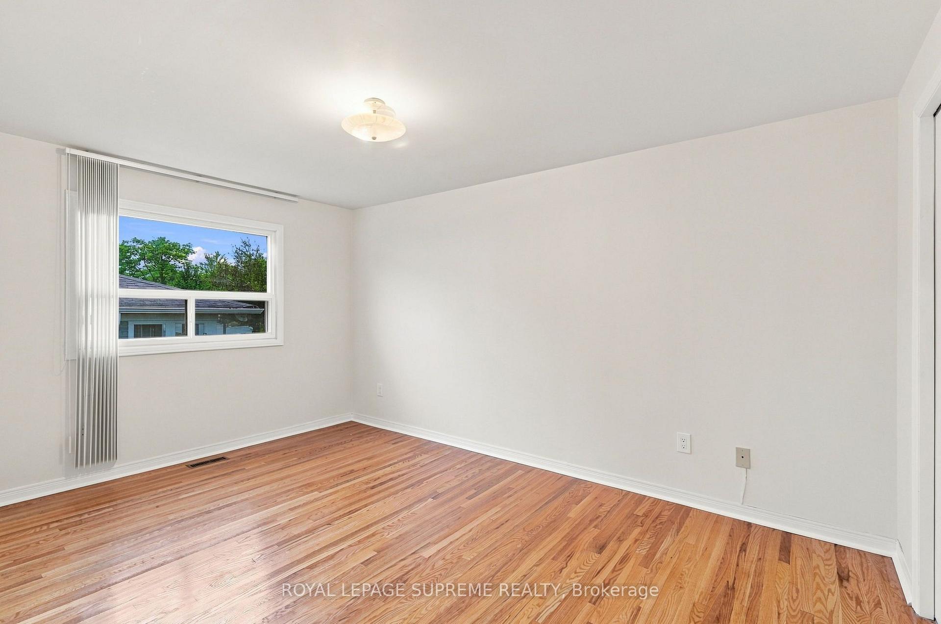 Photo 28 of 129 Briarscross Boulevard, Scarborough, Agincourt North — HOMEH