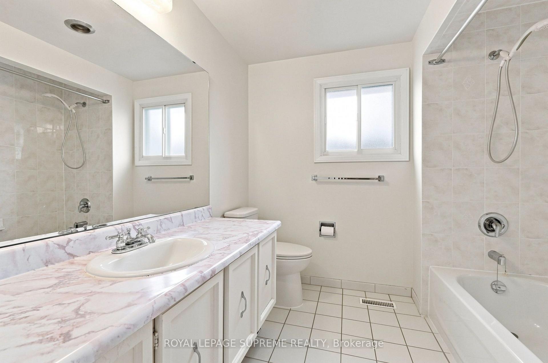 Photo 32 of 129 Briarscross Boulevard, Scarborough, Agincourt North — HOMEH
