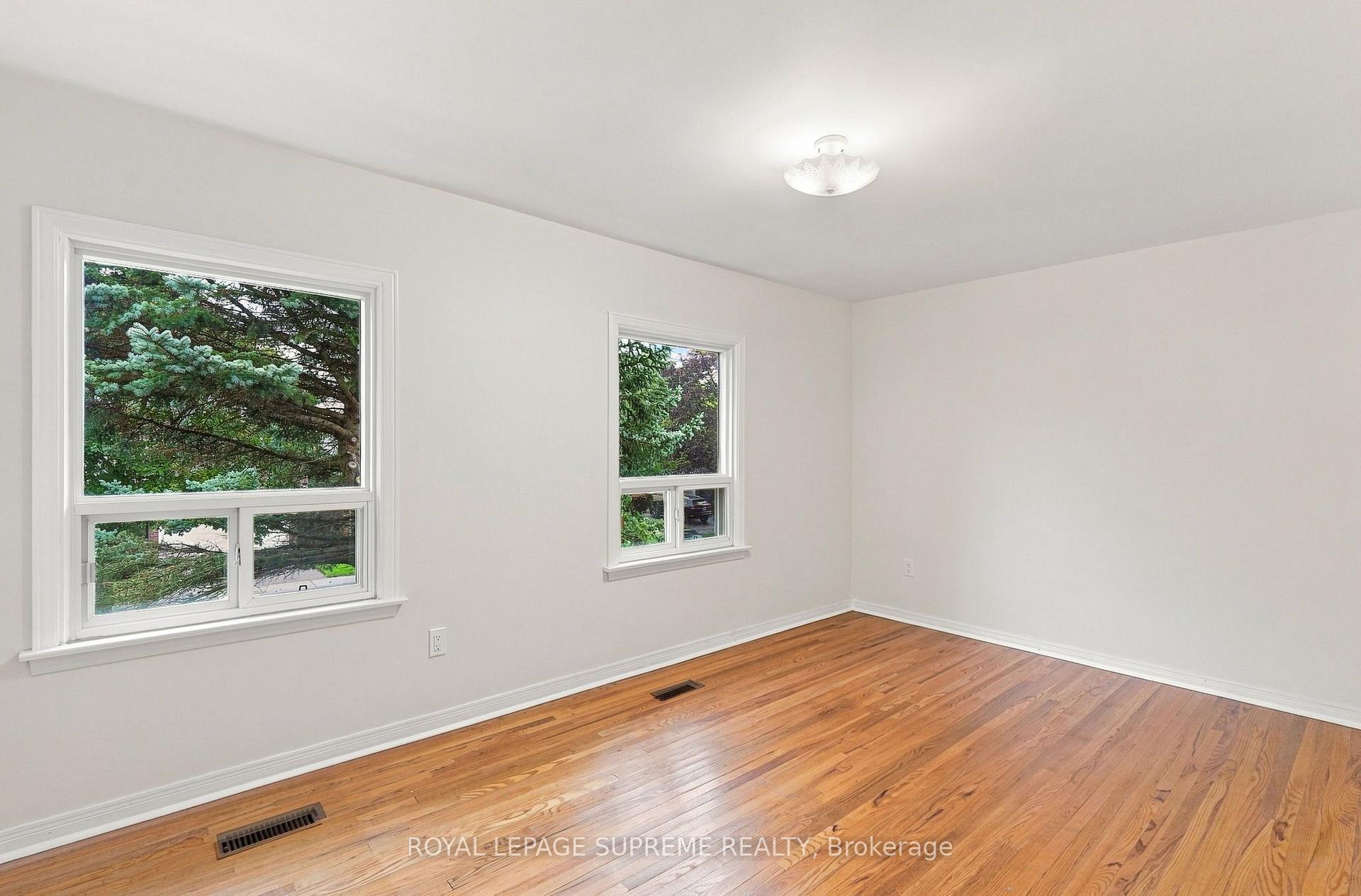 Photo 33 of 129 Briarscross Boulevard, Scarborough, Agincourt North — HOMEH