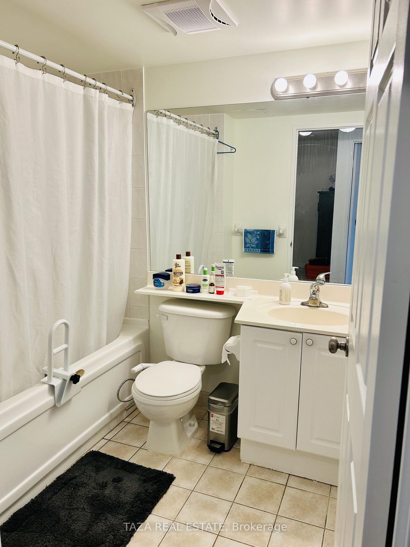 Photo 17 of Unit 2108, 1 Lee Centre Drive, Scarborough, Woburn — HOMEH