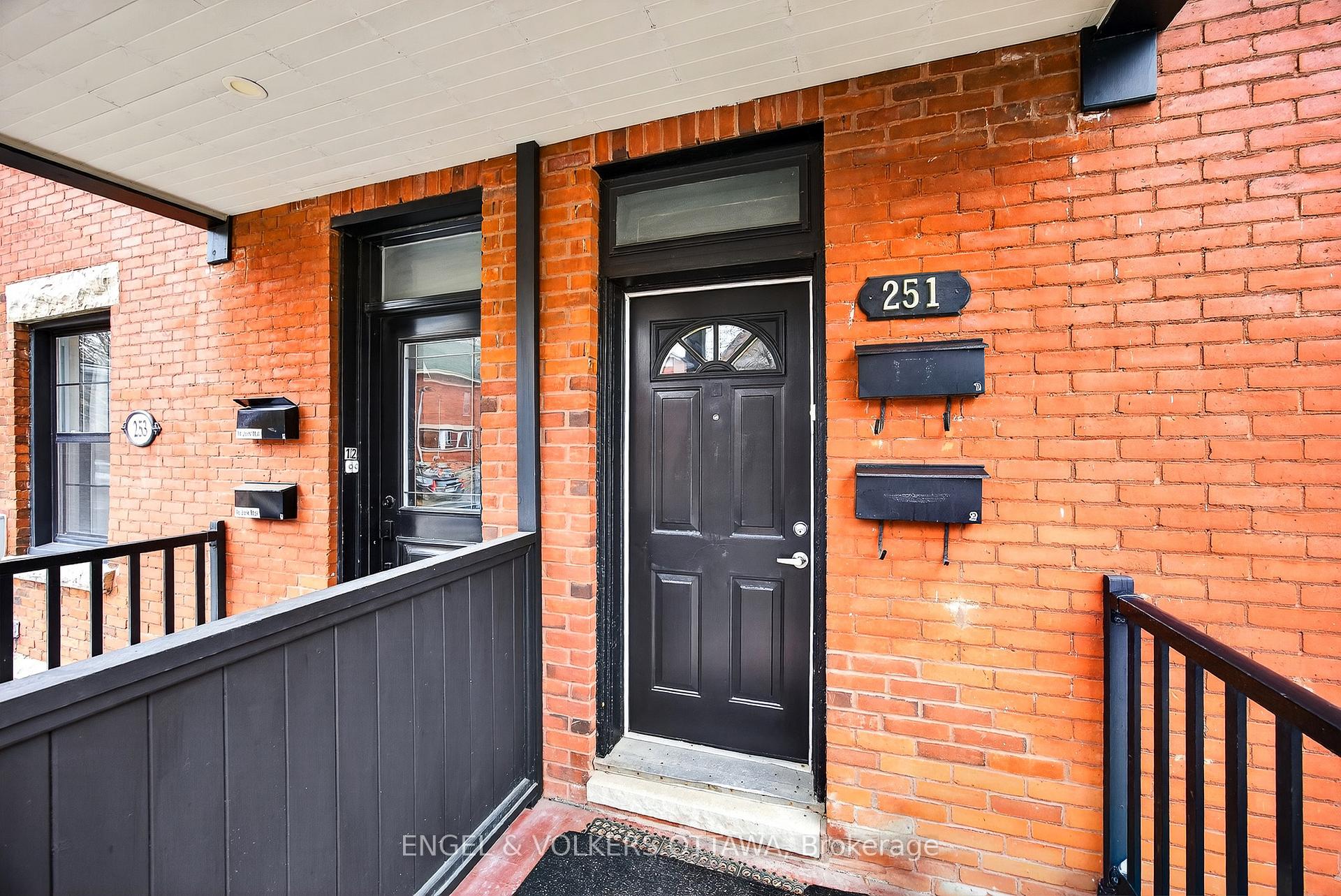 Photo 5 of 251 Arlington Avenue, Ottawa, Ottawa Centre — HOMEH