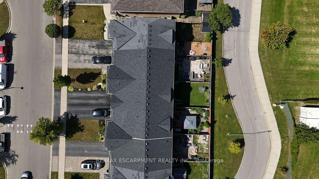 Photo 2 of 336 Pinehill Drive, Hamilton, Hannon — HOMEH