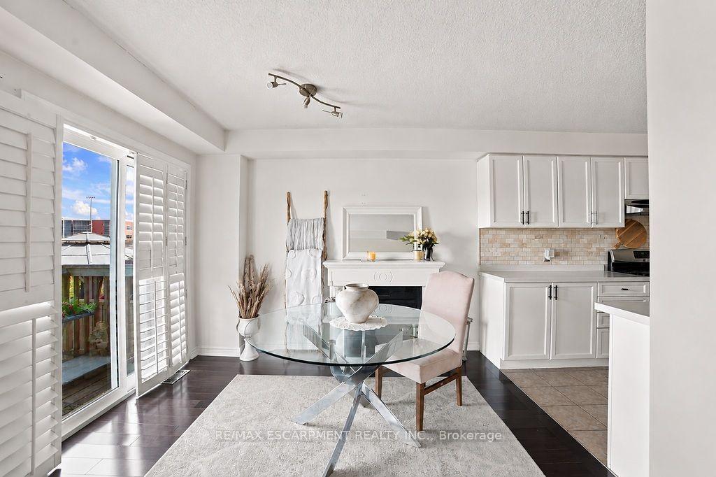 Photo 8 of 336 Pinehill Drive, Hamilton, Hannon — HOMEH