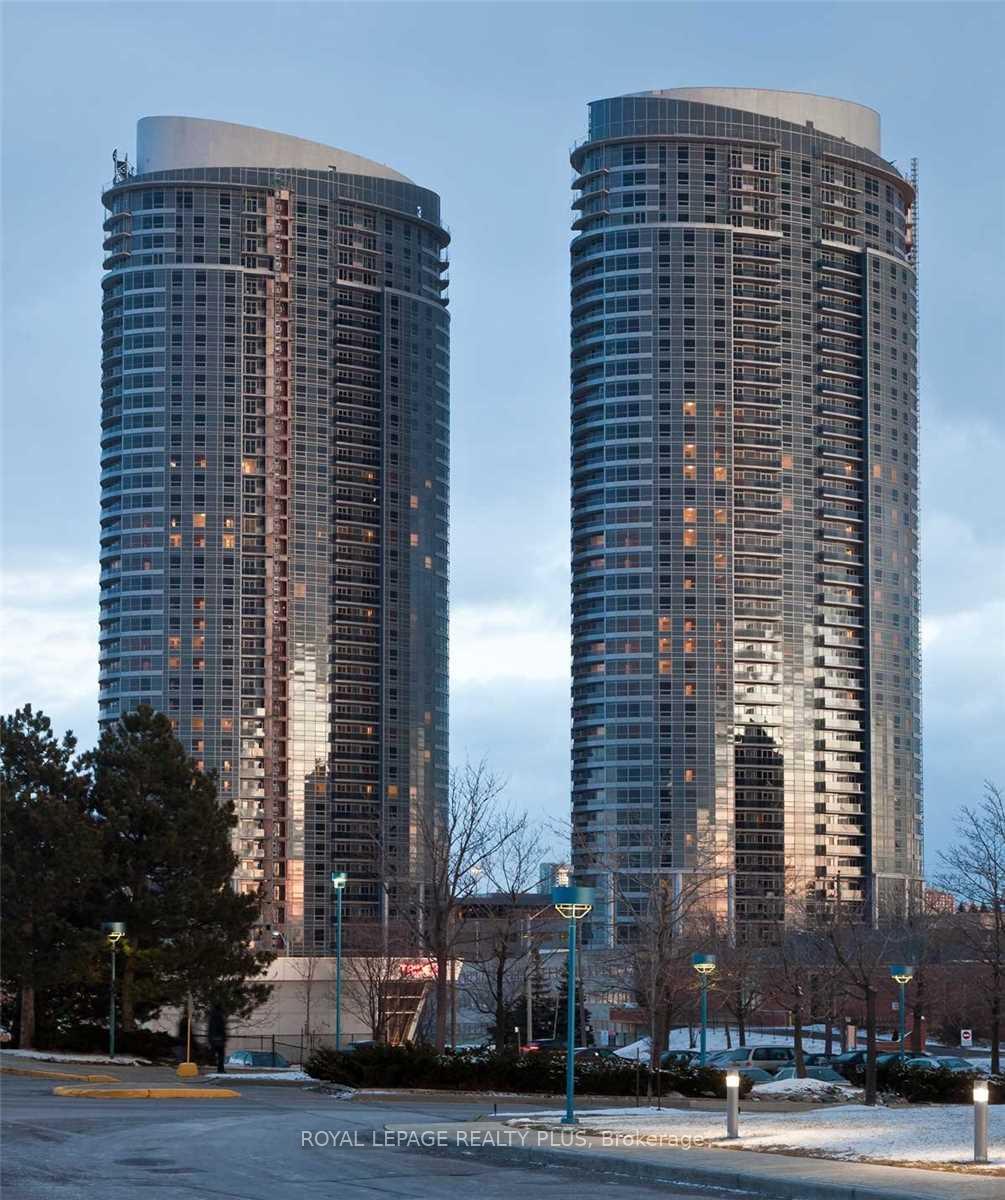 Photo of Unit 1602, 125 Village Green Square