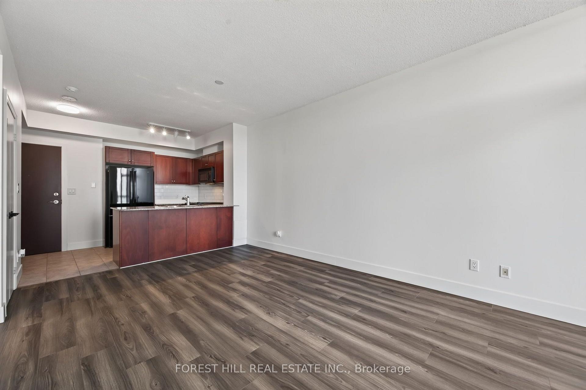 Photo 11 of Unit 804, 1359 Rathburn Road E, Mississauga, Rathwood — HOMEH