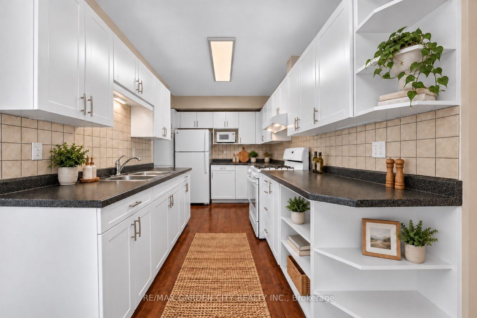 Photo 7 of Unit 88, 1115 Paramount Drive, Hamilton, Stoney Creek Mountain — HOMEH