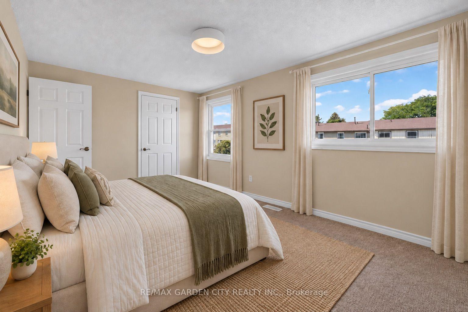 Photo 11 of Unit 88, 1115 Paramount Drive, Hamilton, Stoney Creek Mountain — HOMEH