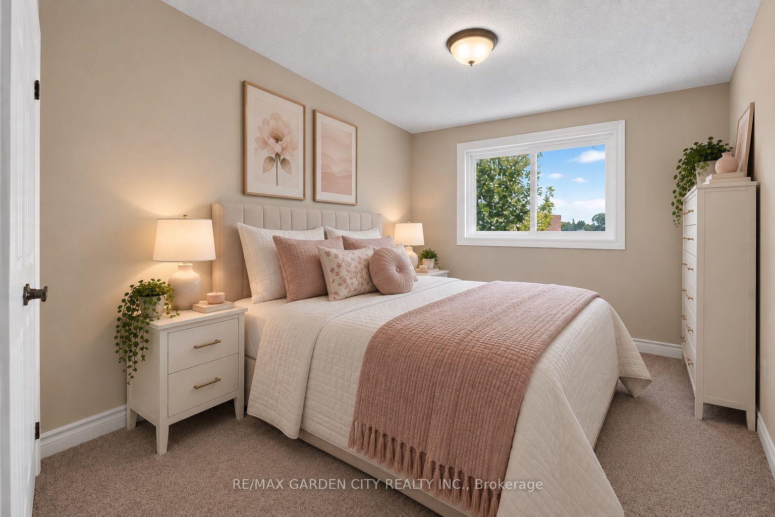 Photo 13 of Unit 88, 1115 Paramount Drive, Hamilton, Stoney Creek Mountain — HOMEH