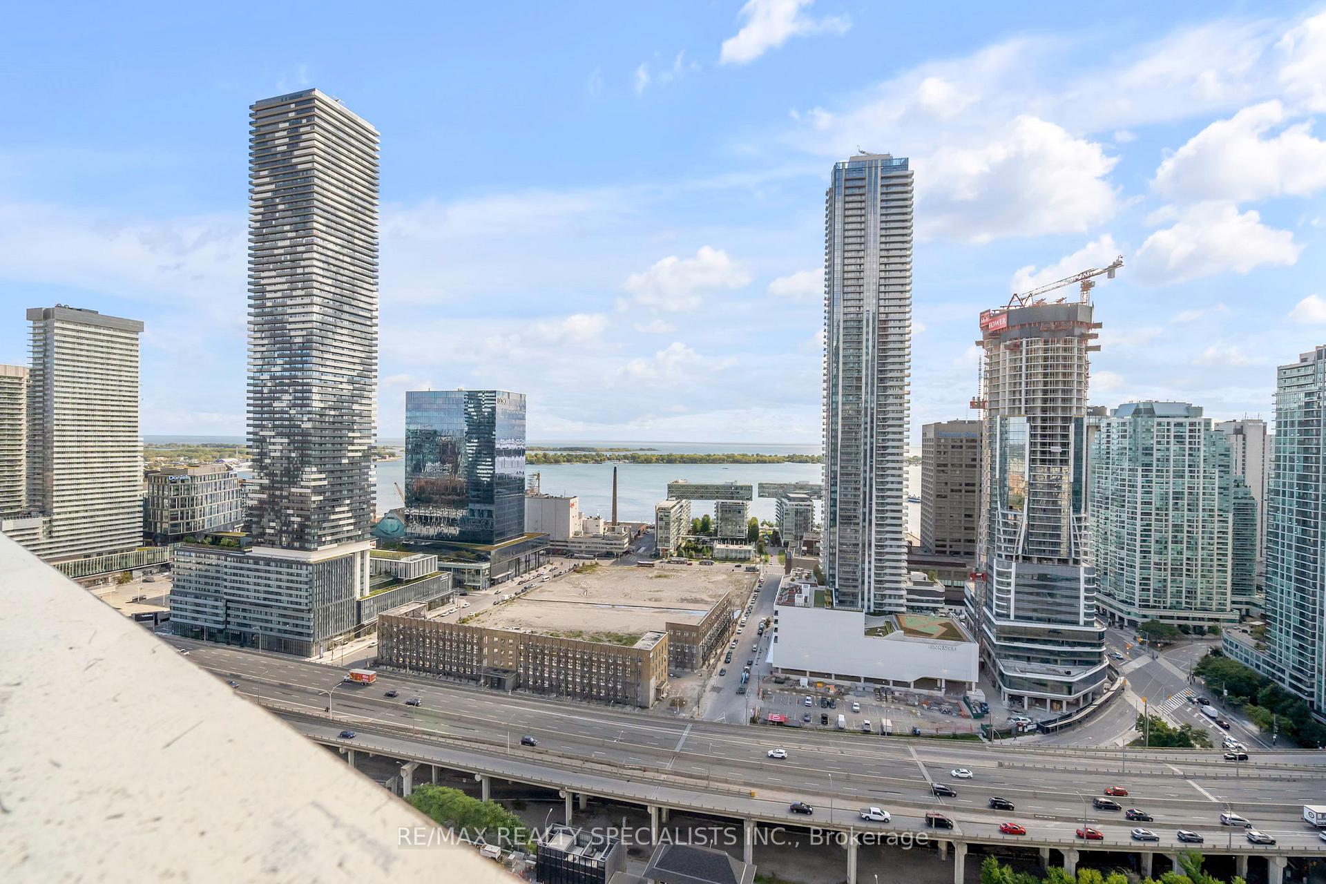 Photo 19 of Unit 813, 25 The Esplanade, Toronto, Waterfront Communities — HOMEH