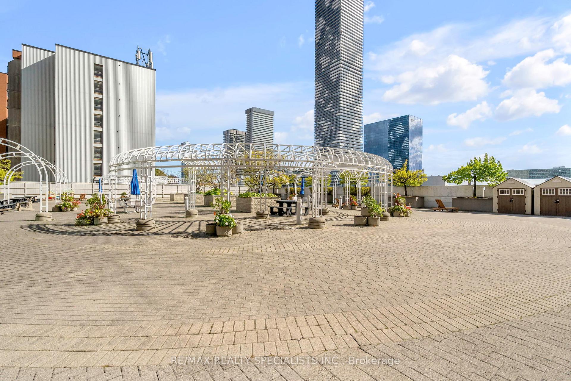 Photo 21 of Unit 813, 25 The Esplanade, Toronto, Waterfront Communities — HOMEH