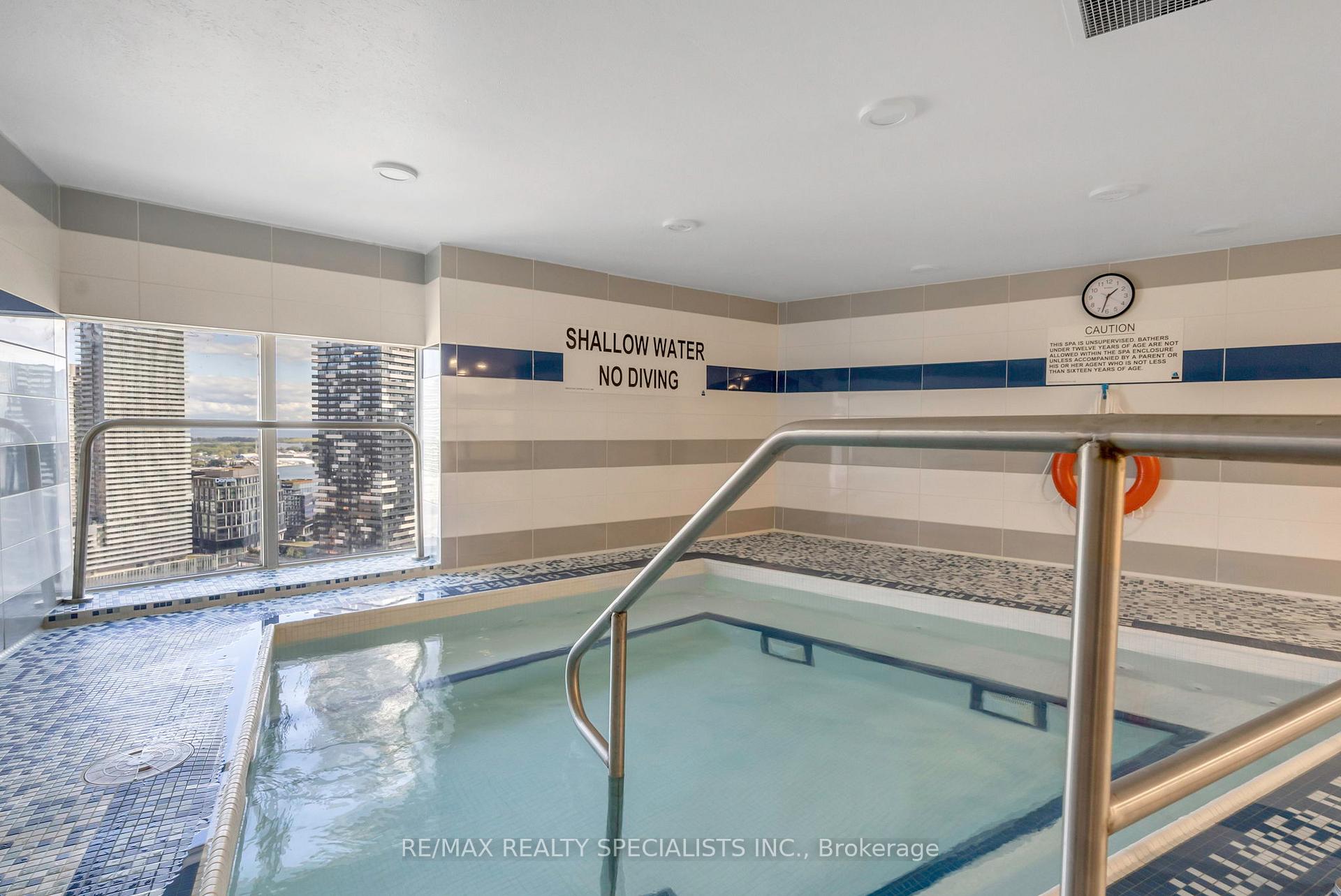 Photo 28 of Unit 813, 25 The Esplanade, Toronto, Waterfront Communities — HOMEH