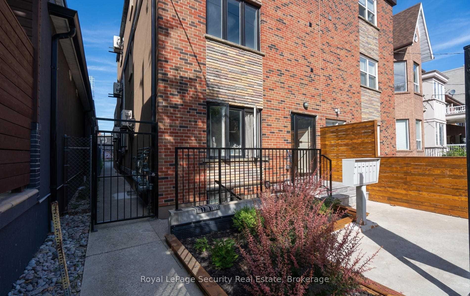 Front of Unit 1, 62 Lippincott Street