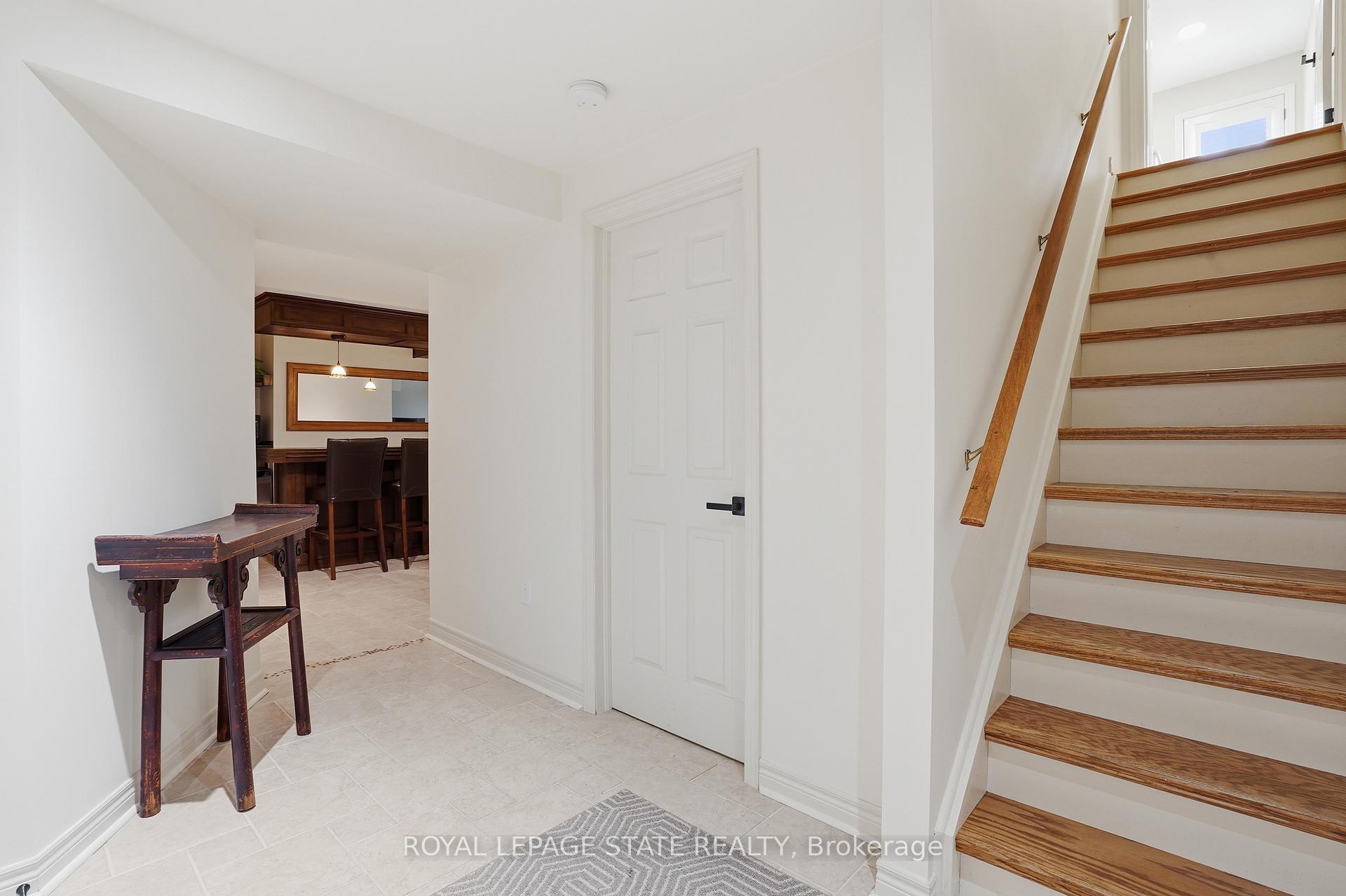 Photo 39 of 56 Mccaffery Crescent, St. Catharines, Rykert/Vansickle — HOMEH