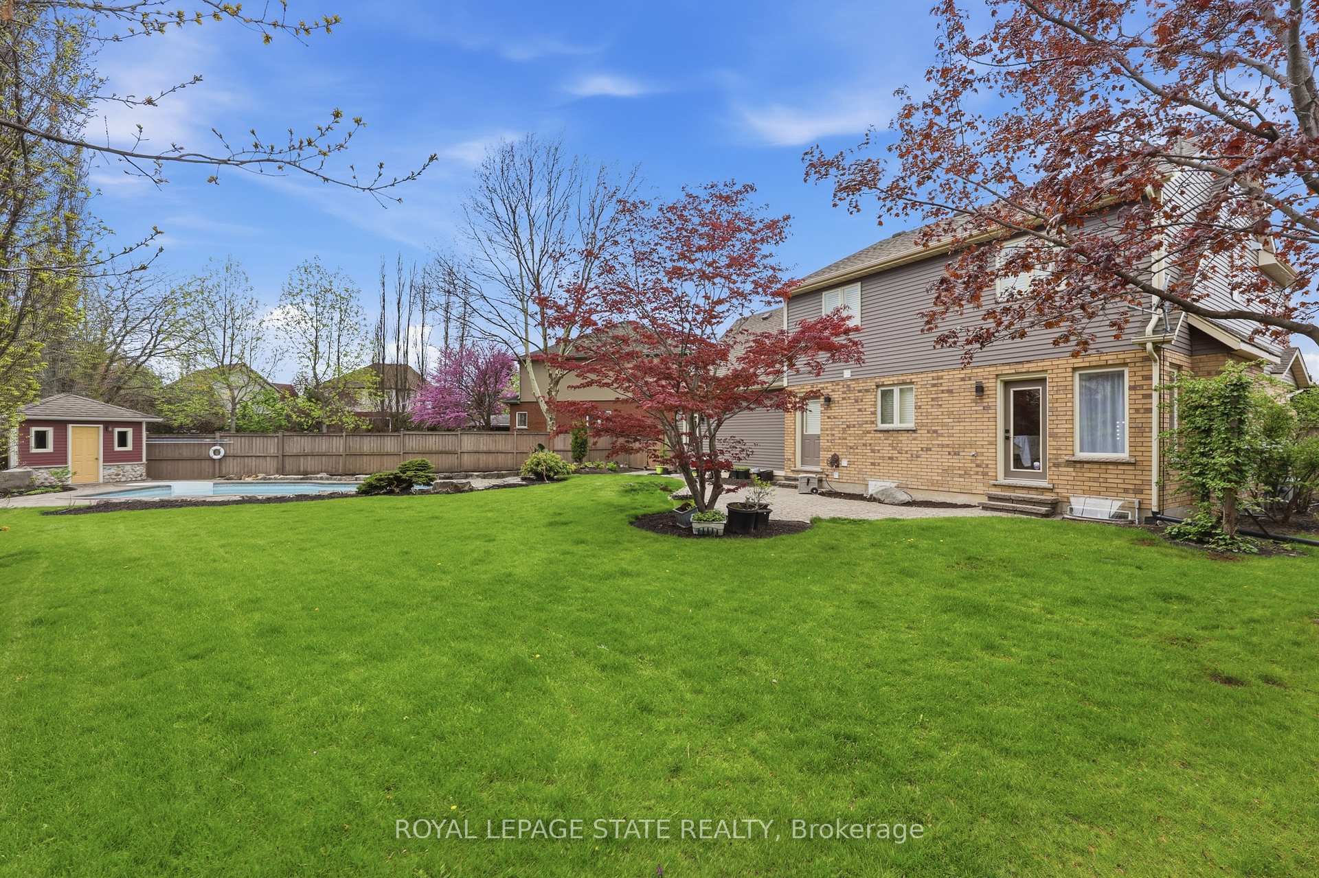 Photo 45 of 56 Mccaffery Crescent, St. Catharines, Rykert/Vansickle — HOMEH