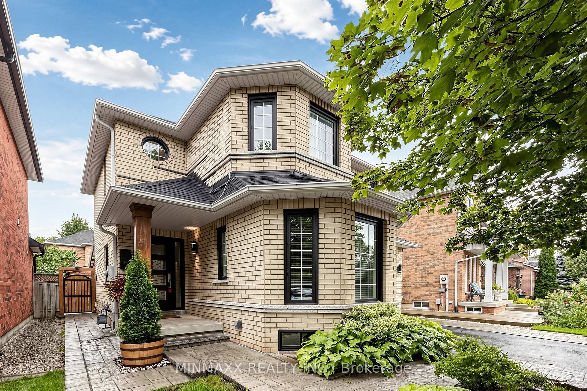 Front of 2148 Stillmeadow Road