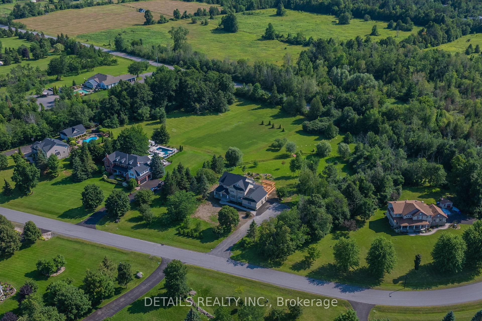 Photo 2 of 28 Ridingview Crescent, Ottawa, Remainder of Stittsville & Area — HOMEH