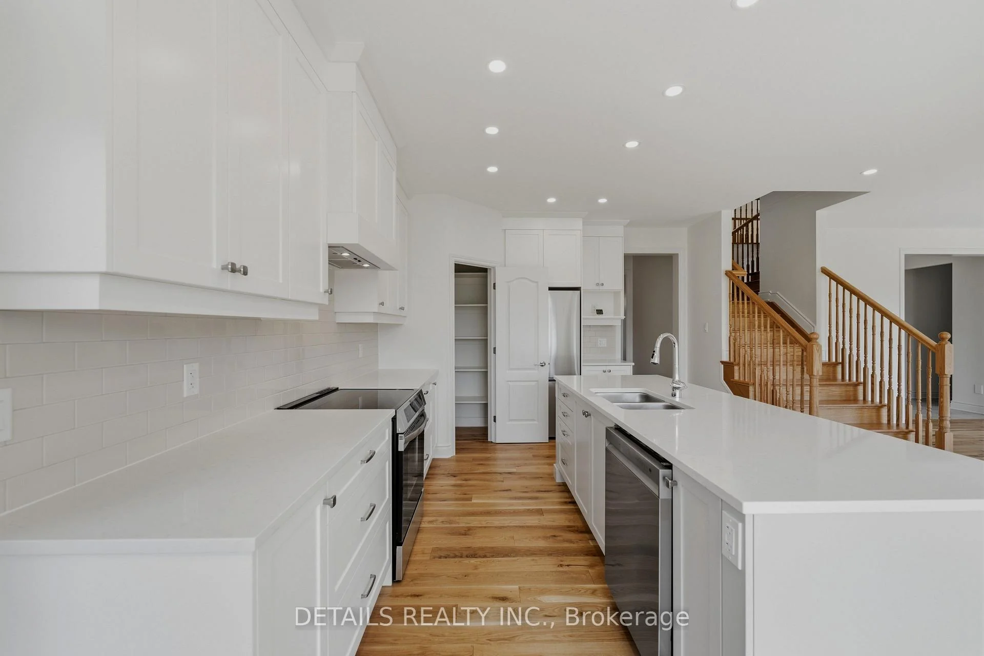 Photo 27 of 28 Ridingview Crescent, Ottawa, Remainder of Stittsville & Area — HOMEH