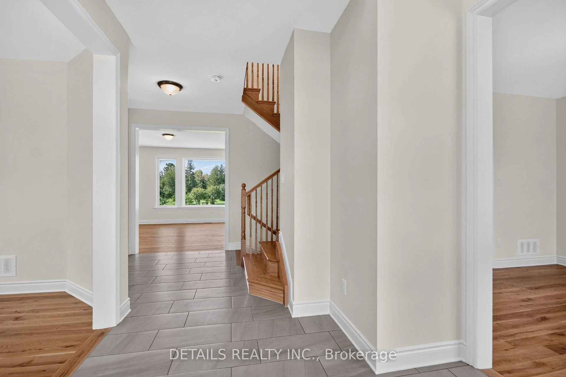Photo 11 of 28 Ridingview Crescent, Ottawa, Remainder of Stittsville & Area — HOMEH