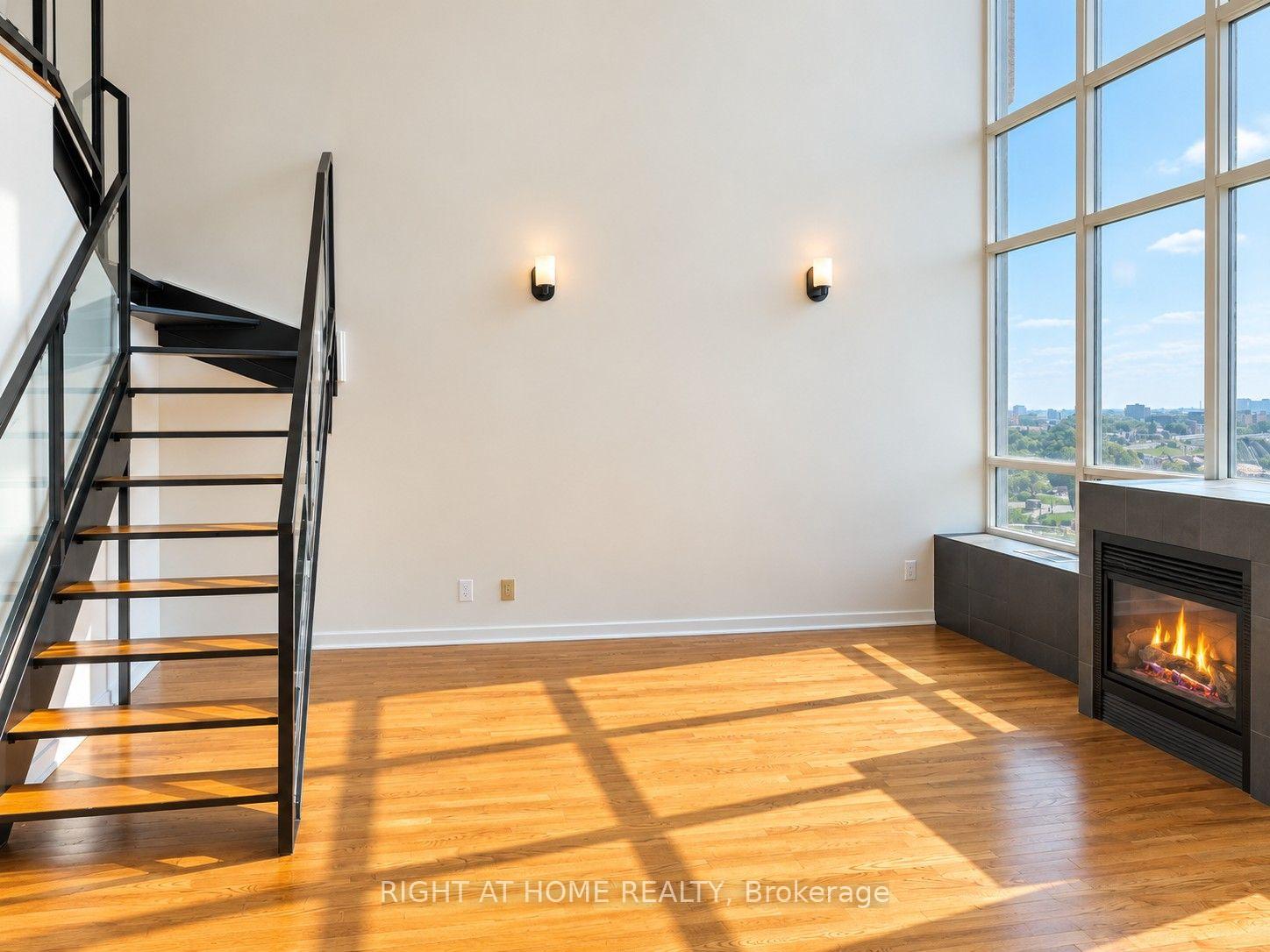 Photo 12 of Unit 711, 250 Manitoba Street, Etobicoke, Mimico — HOMEH