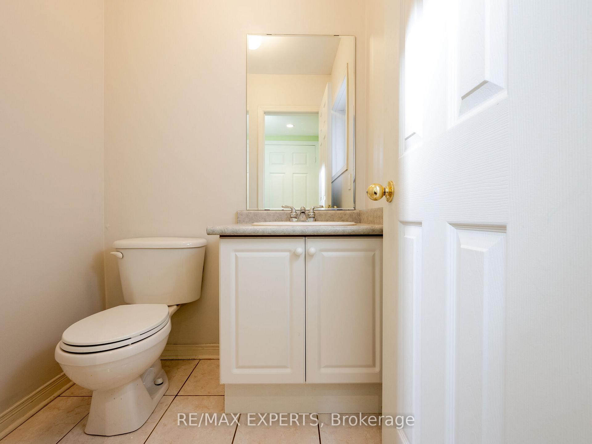 Photo 13 of 48 Dylan Street, Vaughan, Vellore Village — HOMEH