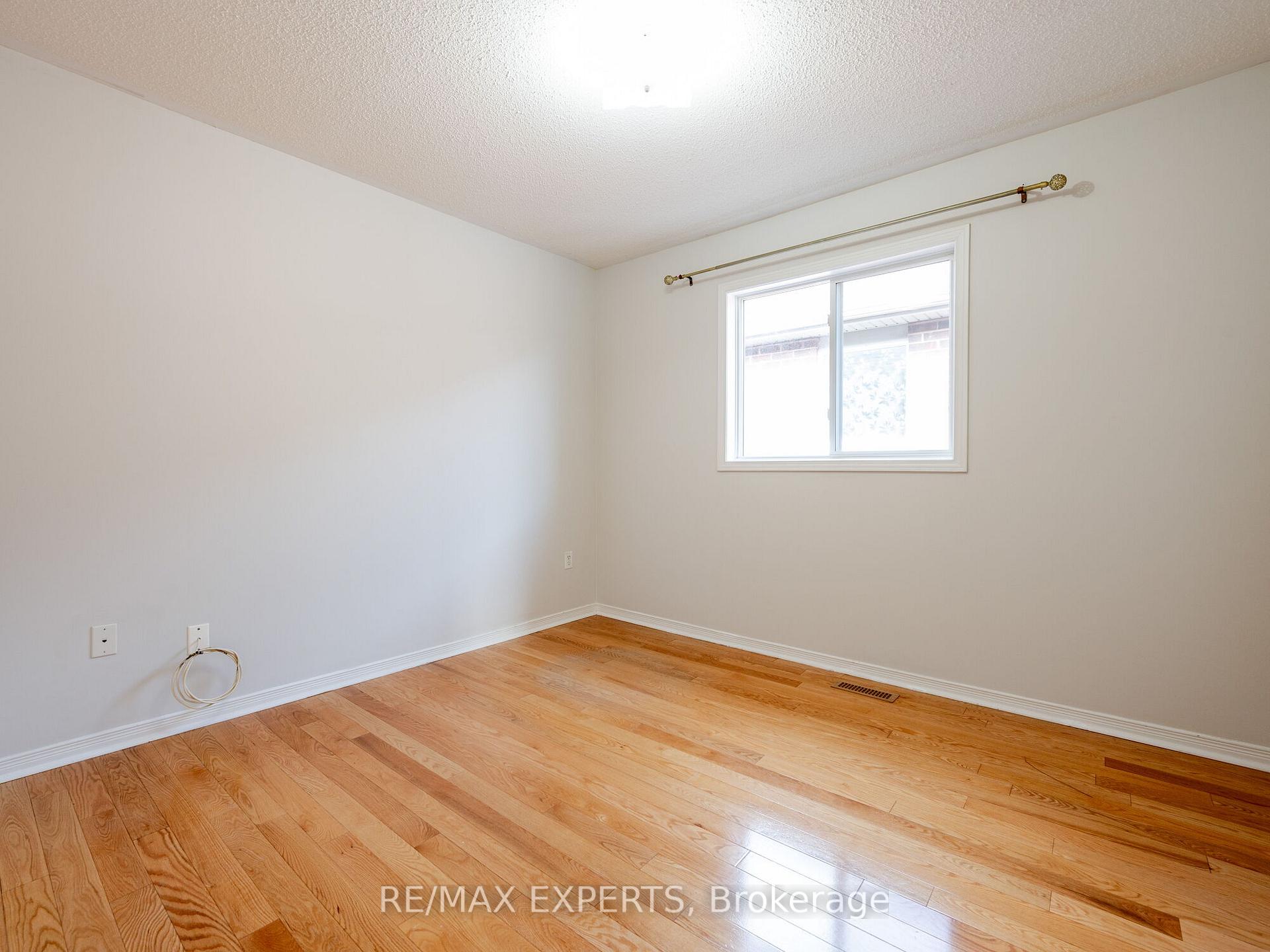 Photo 22 of 48 Dylan Street, Vaughan, Vellore Village — HOMEH