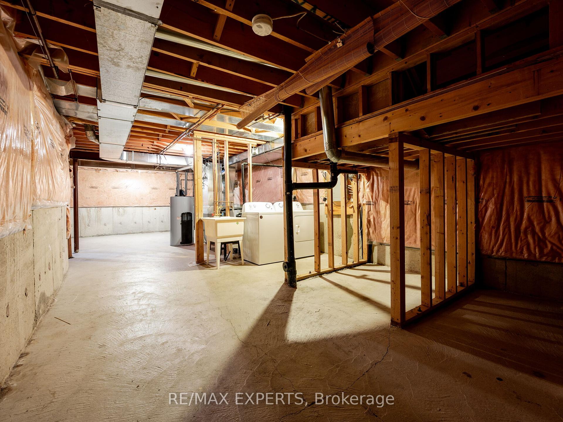 Photo 25 of 48 Dylan Street, Vaughan, Vellore Village — HOMEH