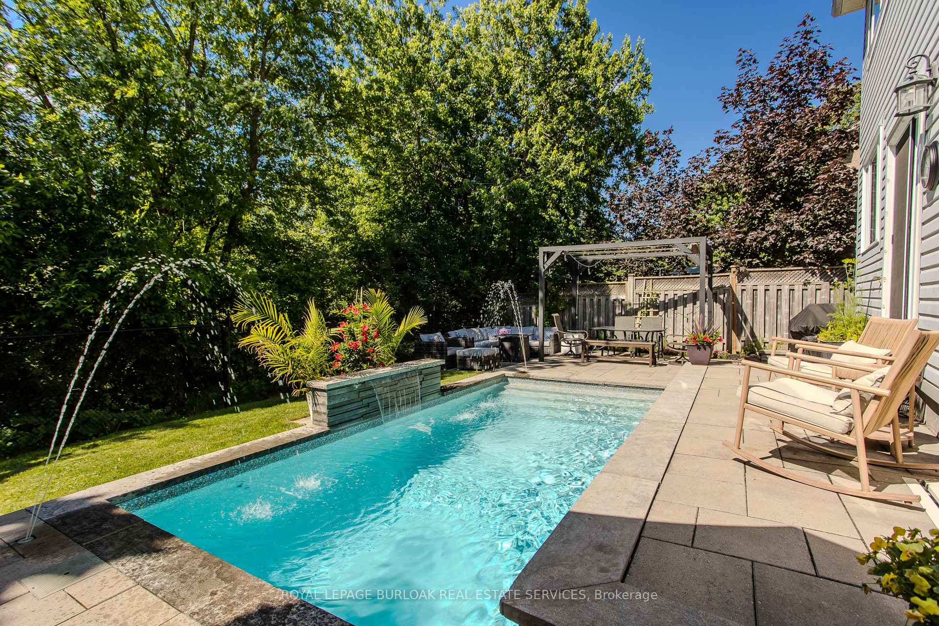 Photo 5 of 5174 Ravine Crescent, Burlington, Orchard — HOMEH