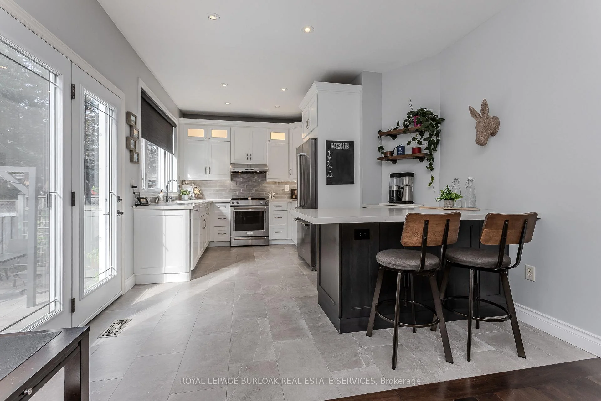 Photo 18 of 5174 Ravine Crescent, Burlington, Orchard — HOMEH