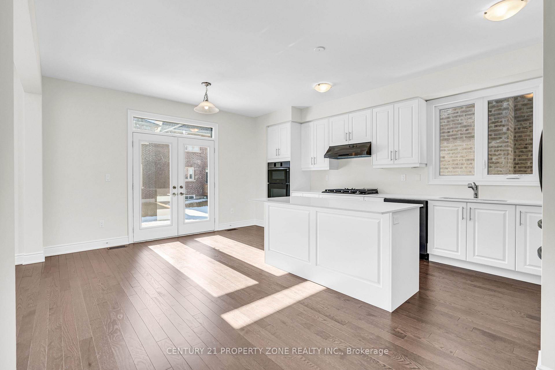 Photo 10 of 33 Gladmary Drive, Brampton, Bram West — HOMEH