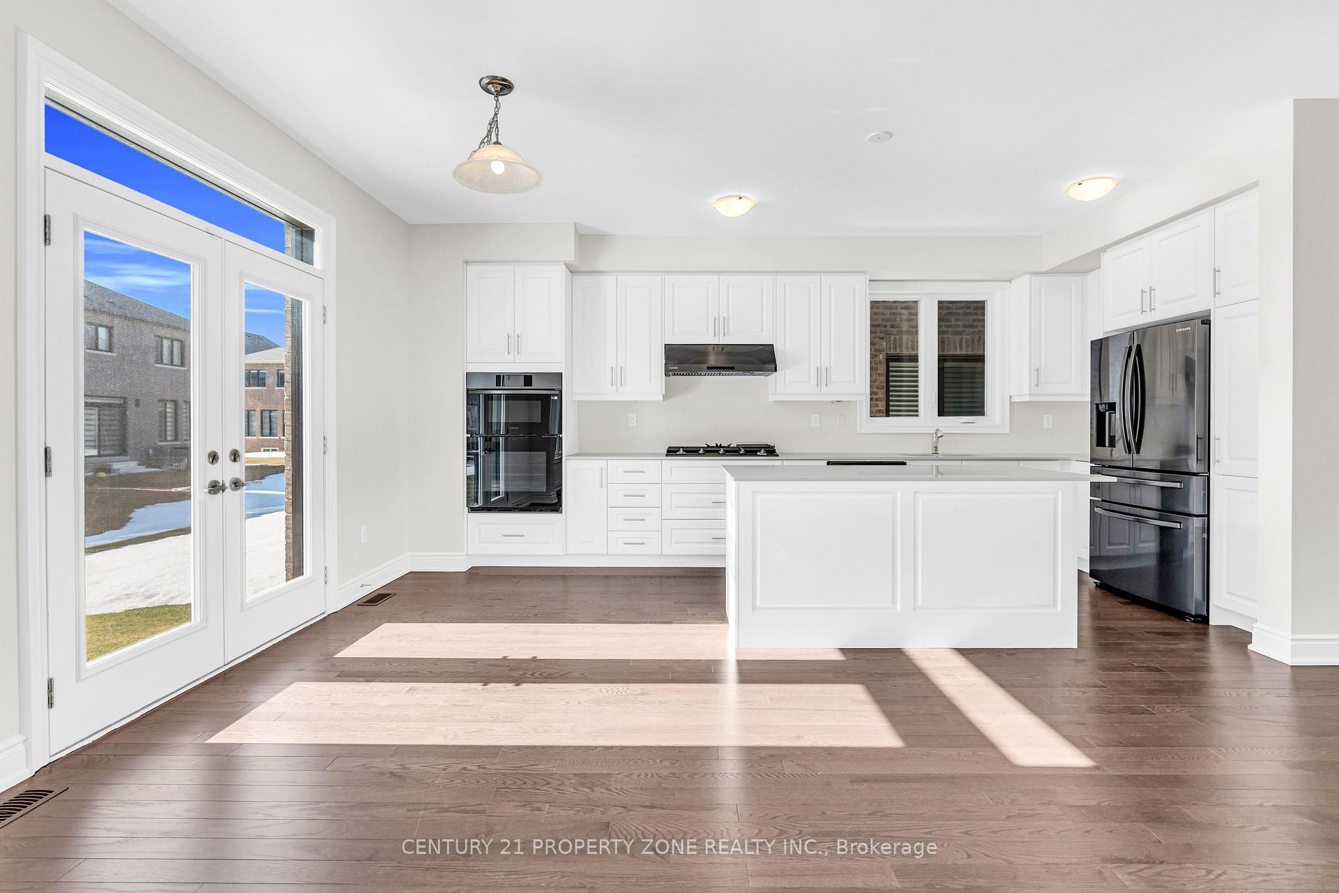 Photo 11 of 33 Gladmary Drive, Brampton, Bram West — HOMEH