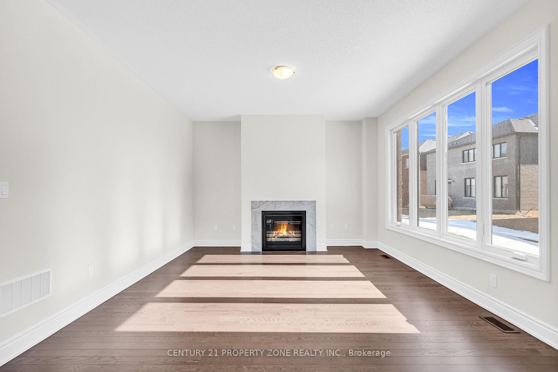 Photo 15 of 33 Gladmary Drive, Brampton, Bram West — HOMEH