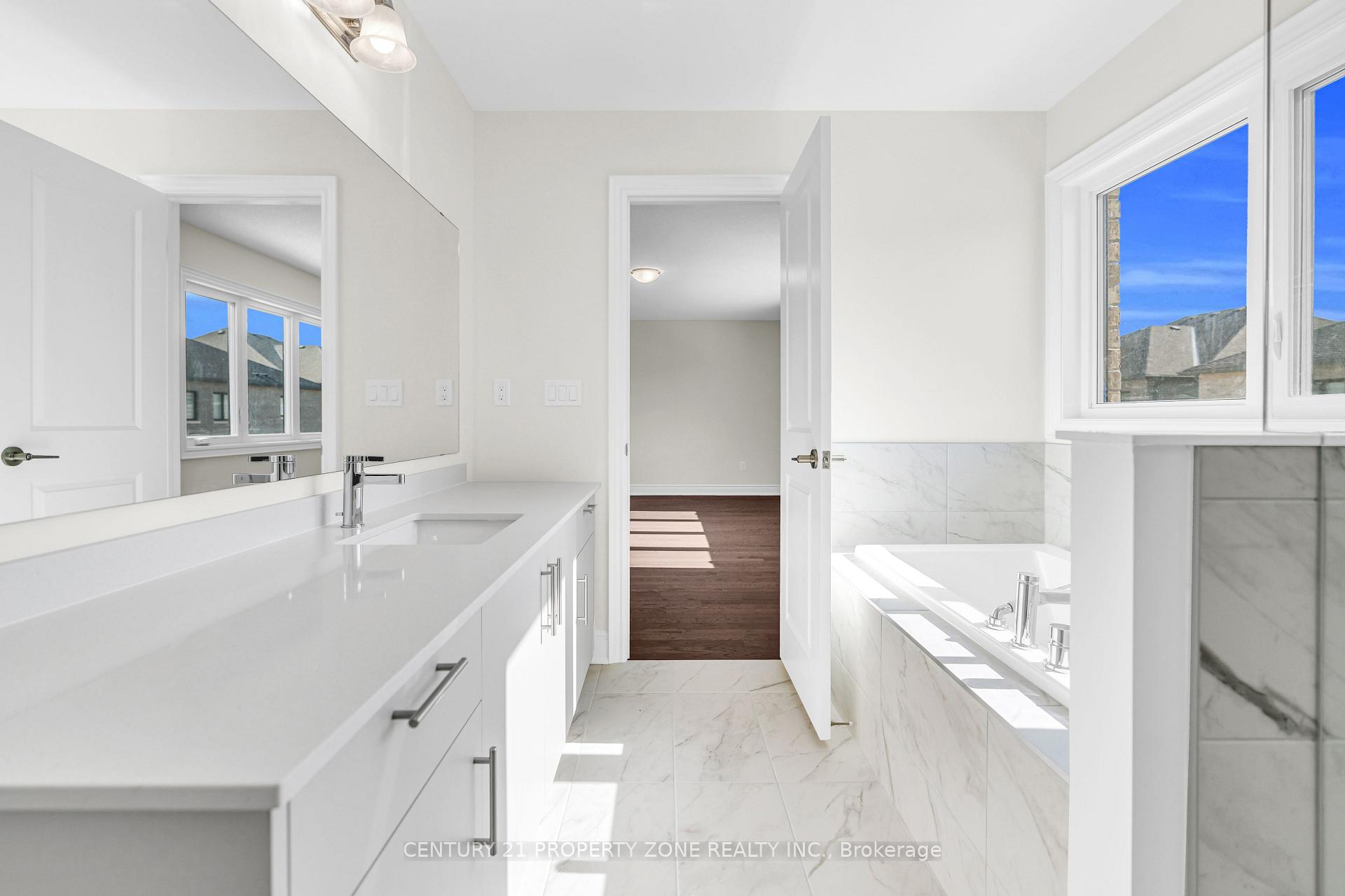 Photo 21 of 33 Gladmary Drive, Brampton, Bram West — HOMEH
