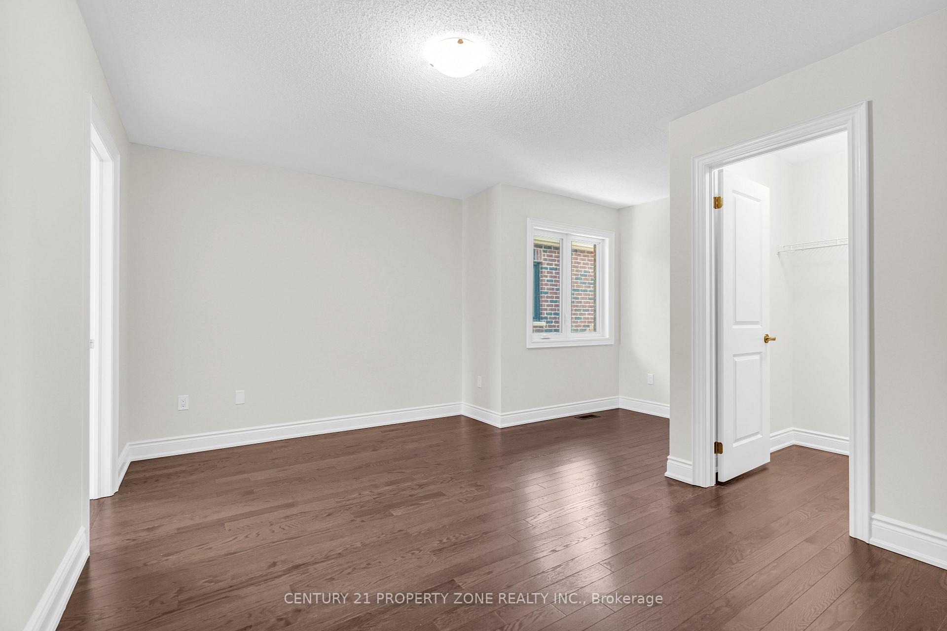 Photo 24 of 33 Gladmary Drive, Brampton, Bram West — HOMEH