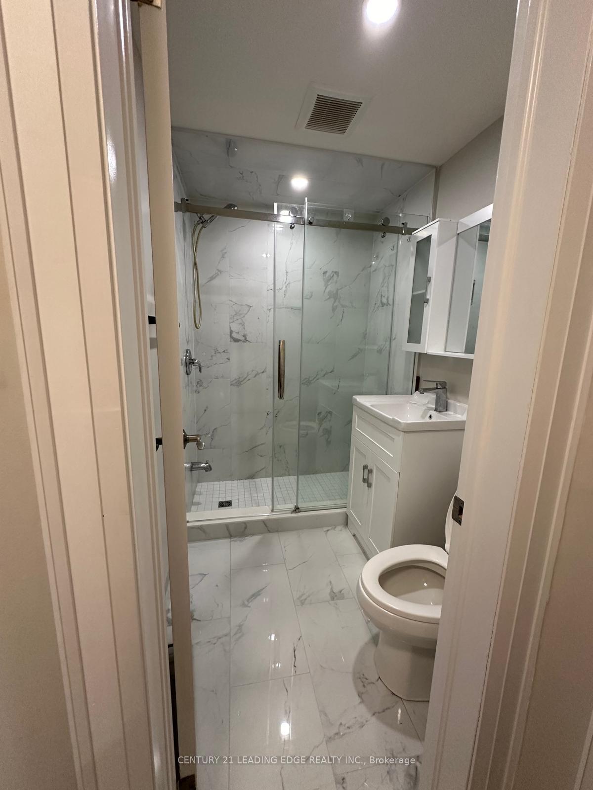 Photo 5 of Unit Lower Level, 246 Pannahill Road, North York, Bathurst Manor — HOMEH