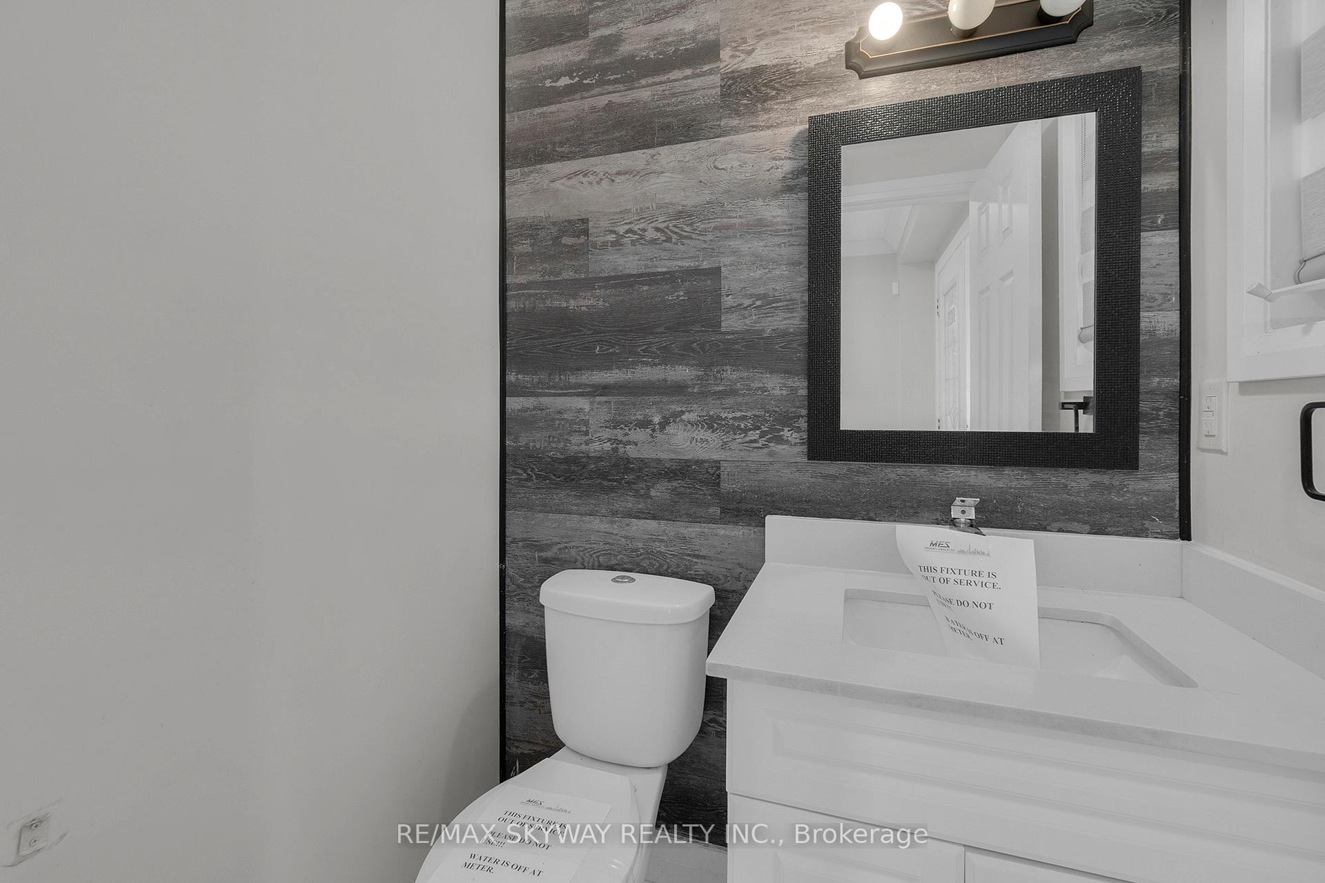 Photo 18 of 92 Charleswood Circle, Brampton, Fletcher's Meadow — HOMEH