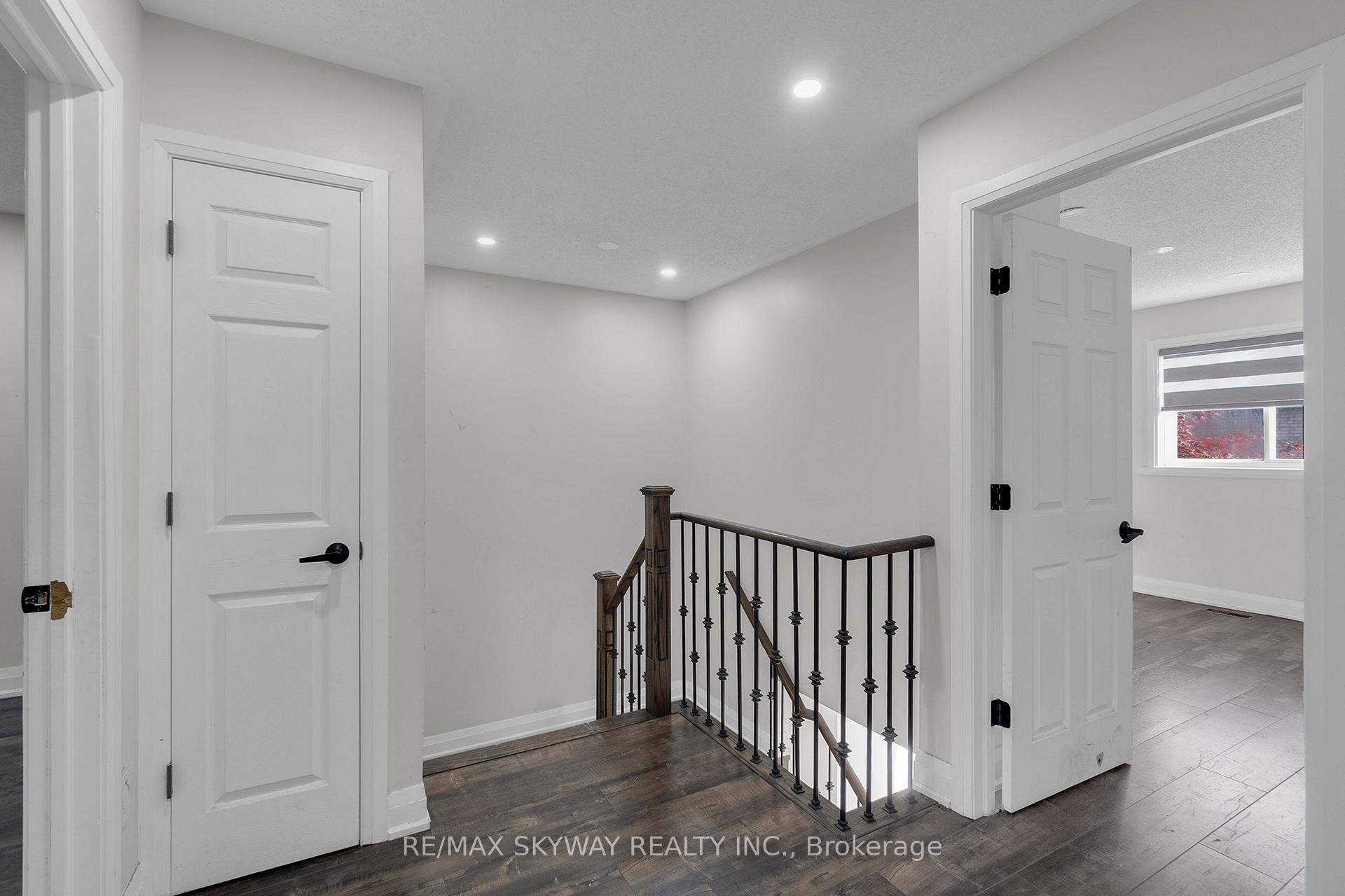 Photo 20 of 92 Charleswood Circle, Brampton, Fletcher's Meadow — HOMEH