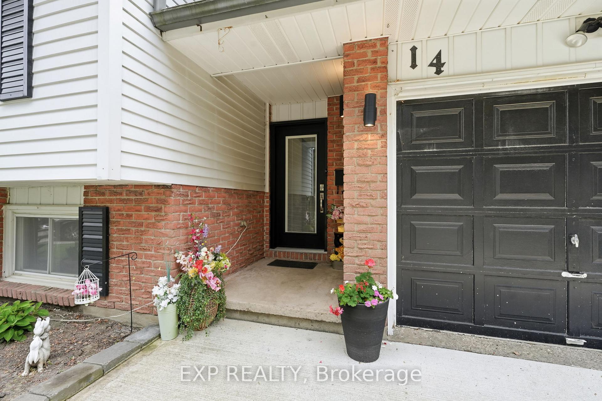 Photo 8 of 14 Apple Court, Welland, N. Welland — HOMEH