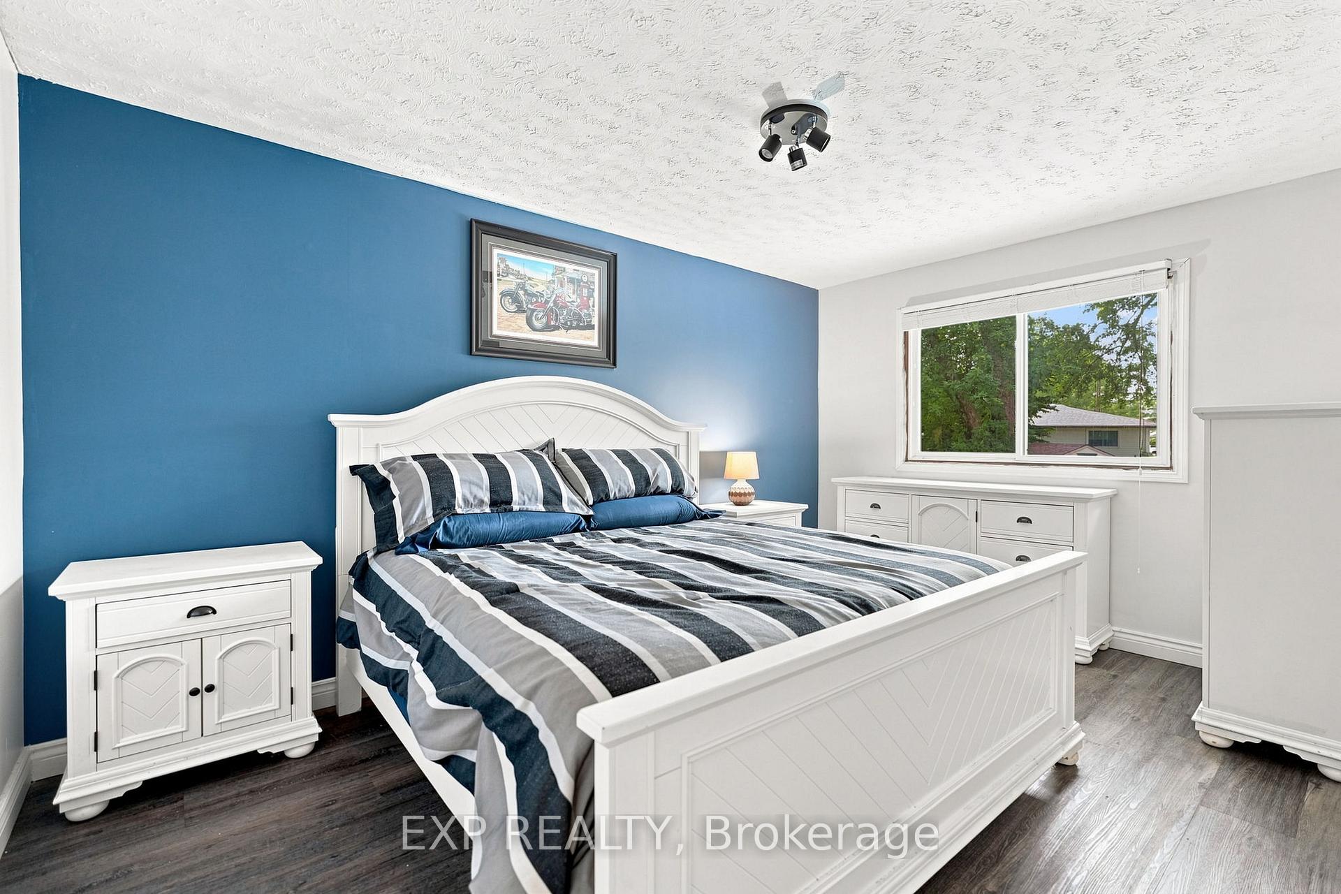 Photo 35 of 14 Apple Court, Welland, N. Welland — HOMEH