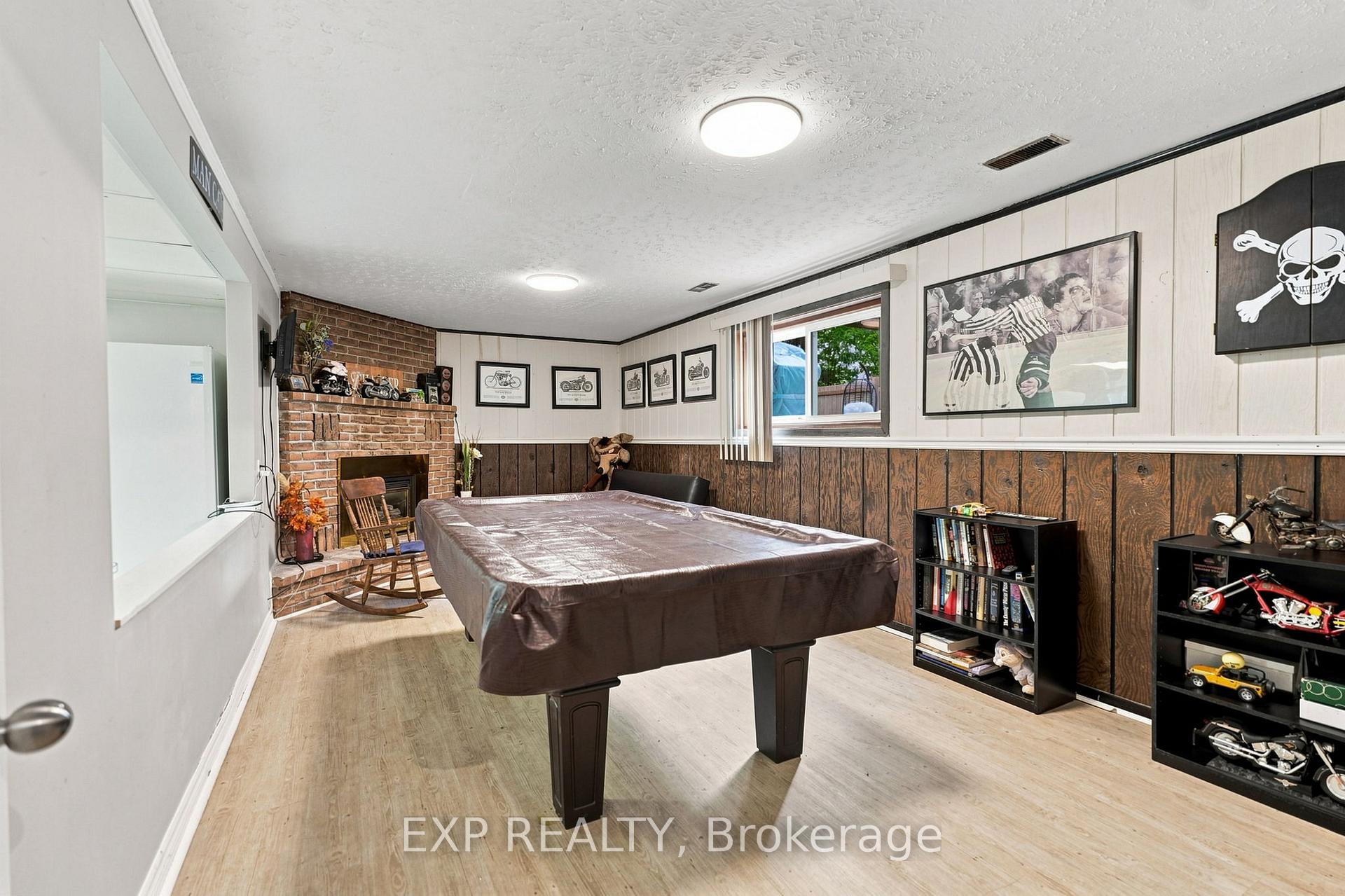 Photo 41 of 14 Apple Court, Welland, N. Welland — HOMEH
