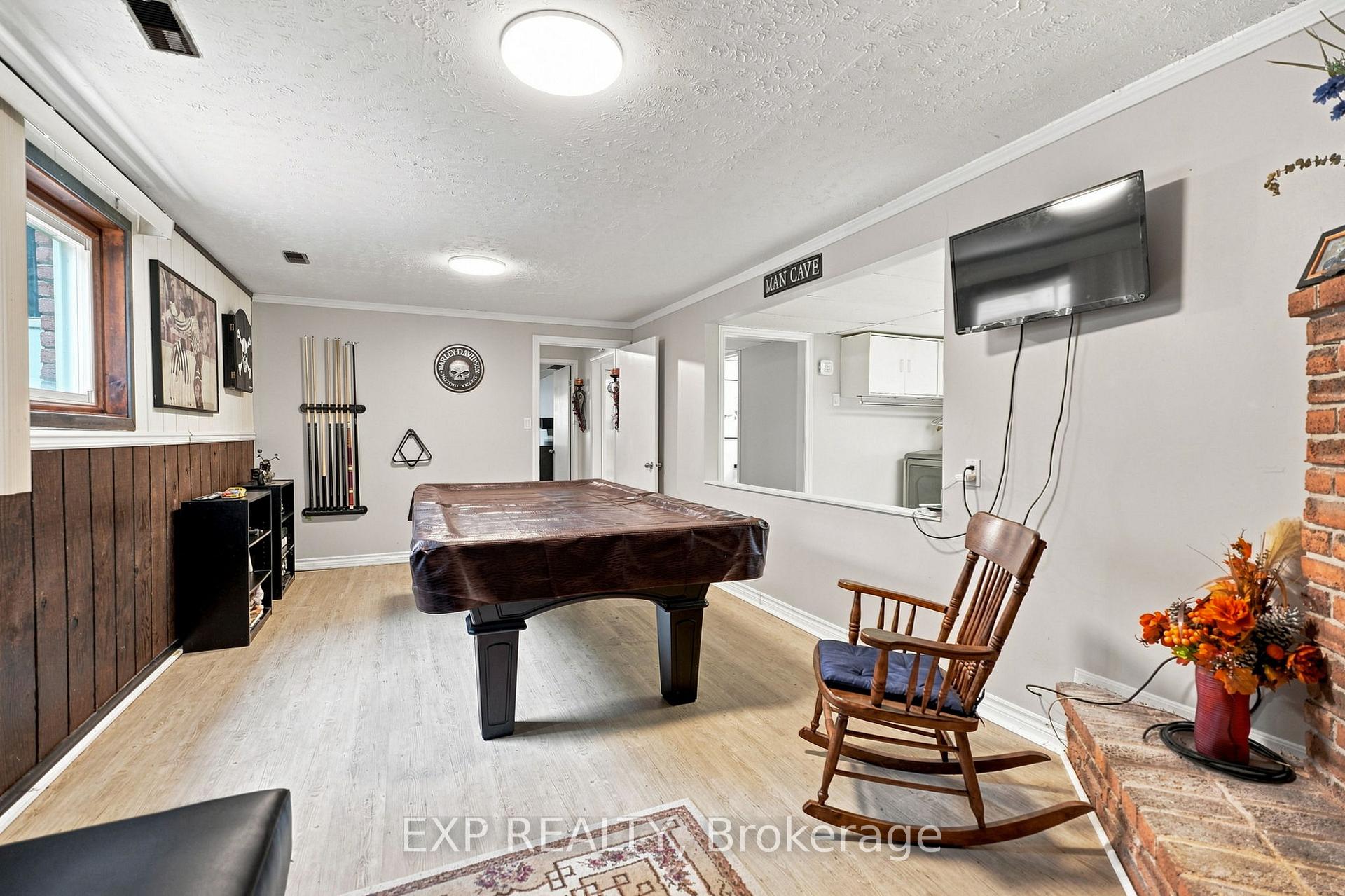 Photo 43 of 14 Apple Court, Welland, N. Welland — HOMEH