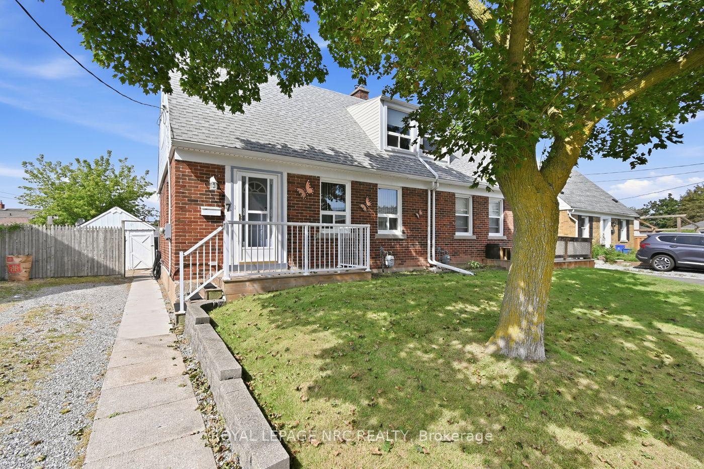 Photo 2 of 7 Beard Place, St. Catharines, E. Chester — HOMEH