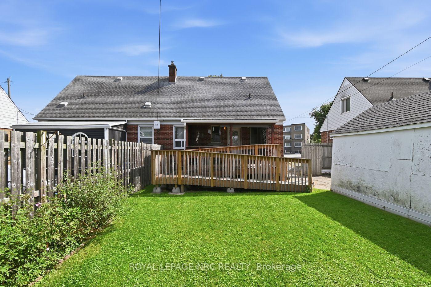 Photo 26 of 7 Beard Place, St. Catharines, E. Chester — HOMEH