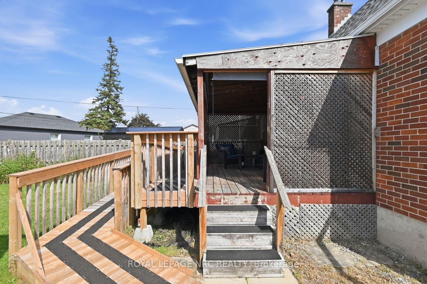 Photo 29 of 7 Beard Place, St. Catharines, E. Chester — HOMEH
